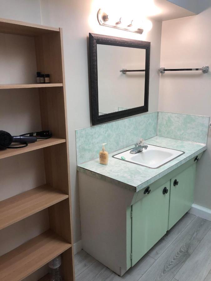 Cozy Guest Home Close To Downtown Vancouver Sights & Subway Station 외부 사진