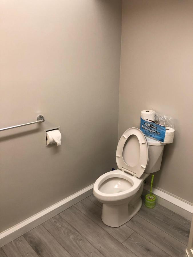 Cozy Guest Home Close To Downtown Vancouver Sights & Subway Station 외부 사진